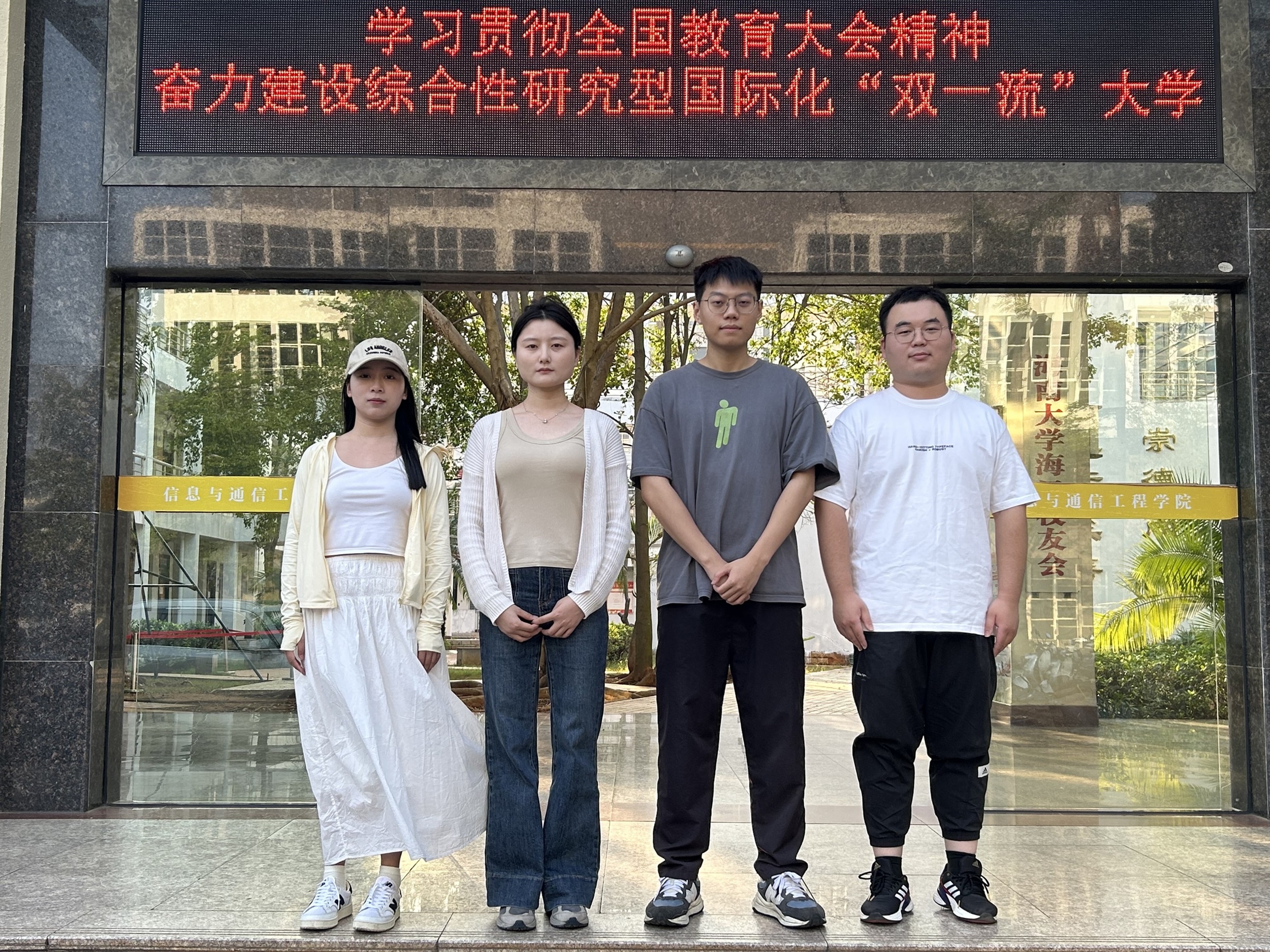d8a73263f6182fd89a570fc1e4f7cf49.jpg